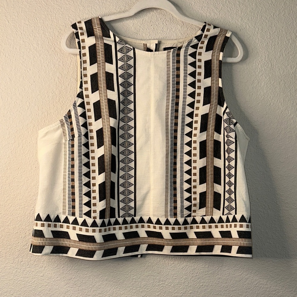 Banana Republic Black and White Geometric Blouse